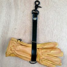 porte-gant-moto-en-cuir